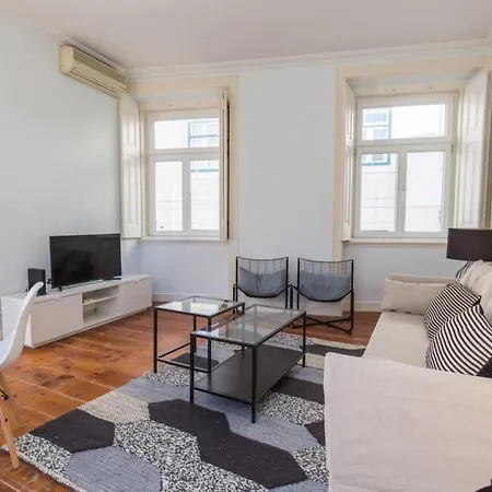 Quiet Charming Flat In Historic Alfama Near Baixa